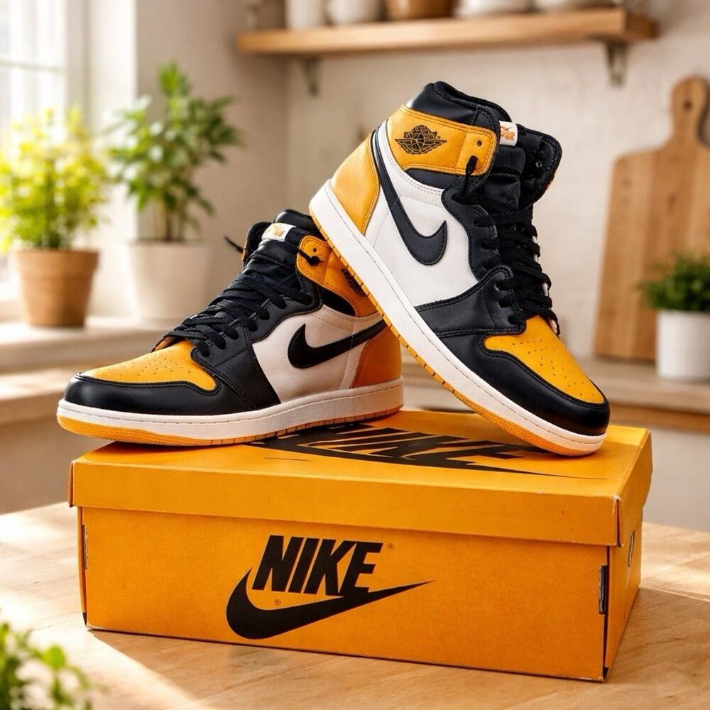 Jordan 1 Retro High OG Yellow Toe 2022 Taxi RARE Men's size 12.5 Ready To Ship